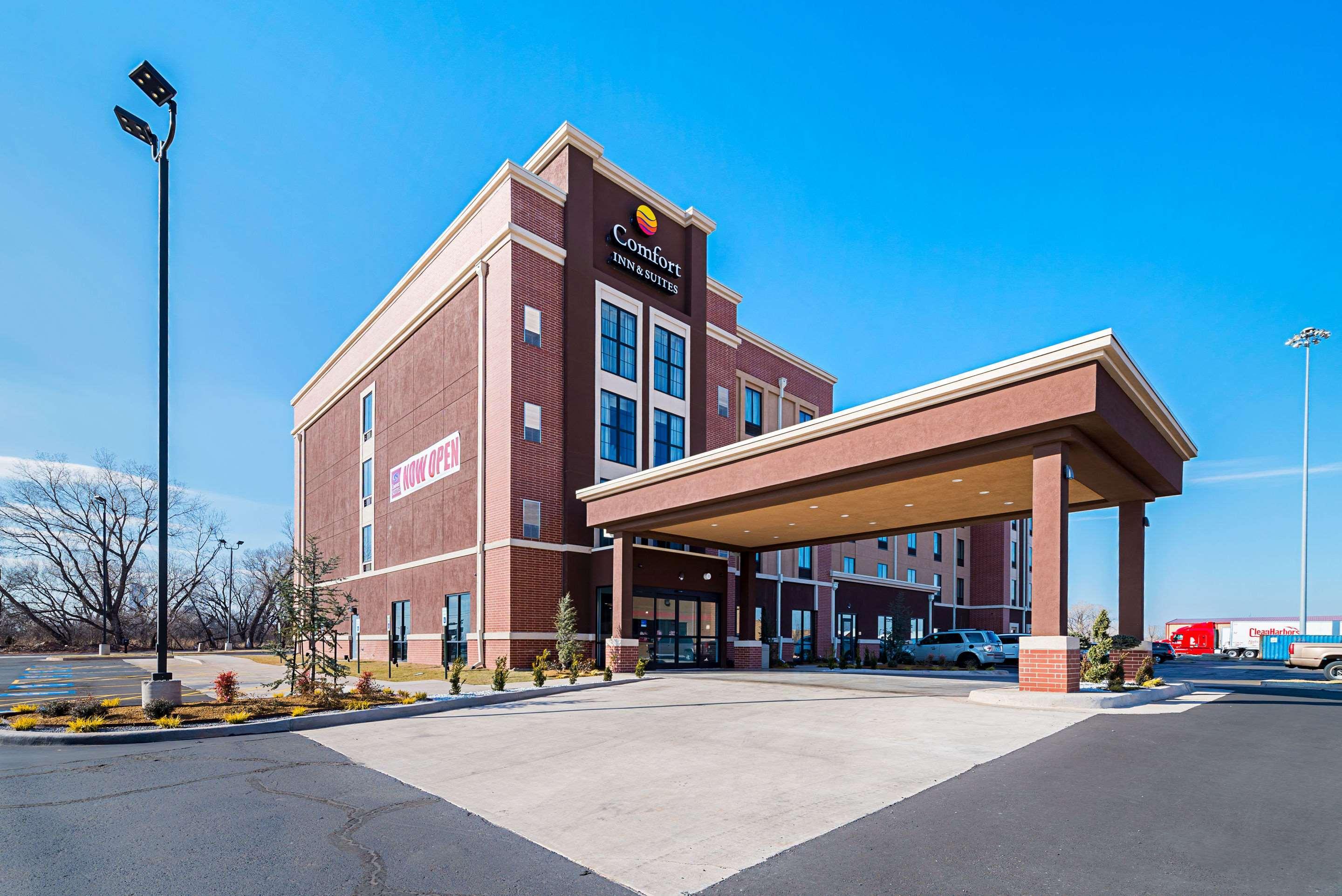 Comfort Inn & Suites Oklahoma City Near Bricktown Exterior foto